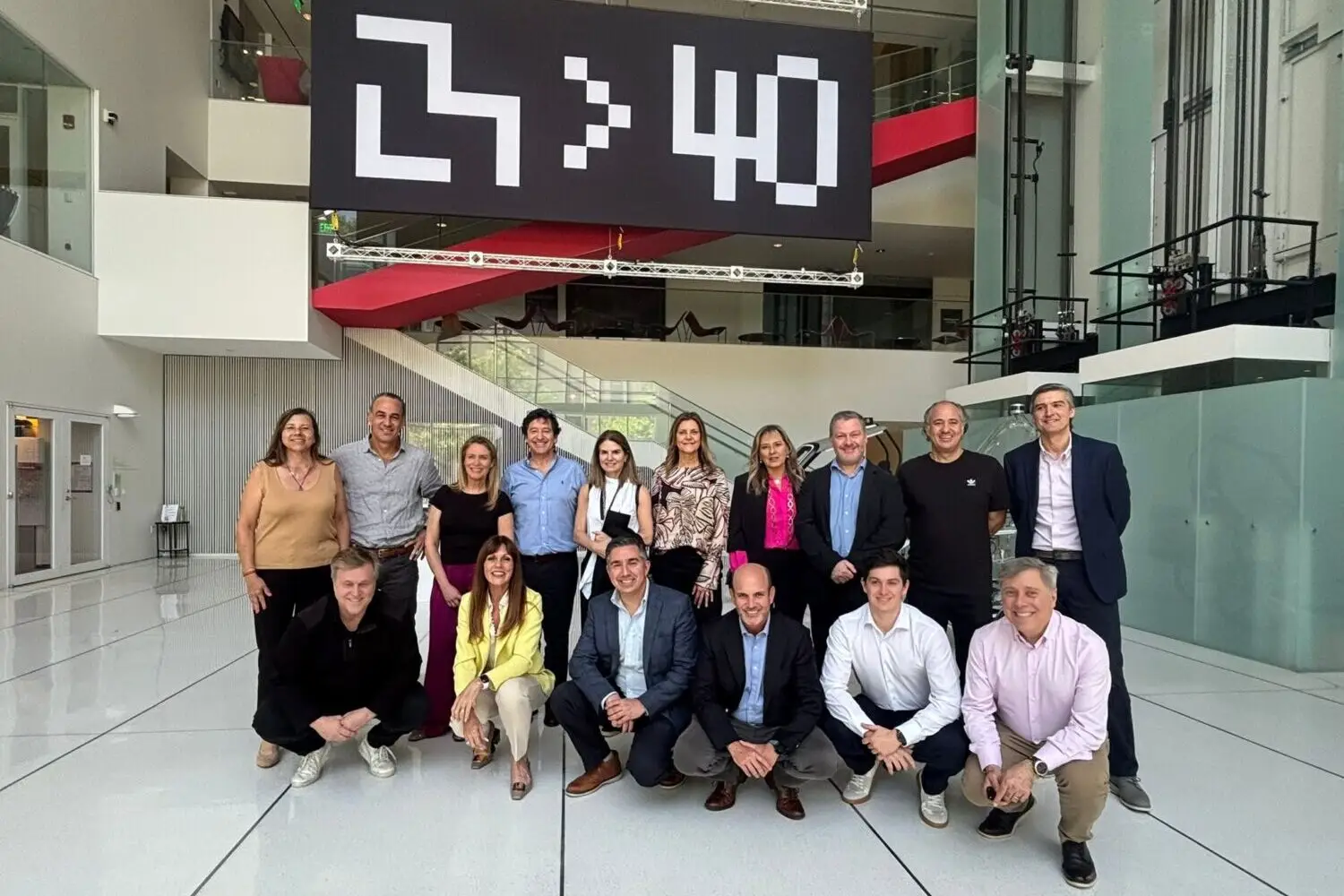 R2D-MISION.BOSTON-MIT.MEDIA.LAB.1.2025